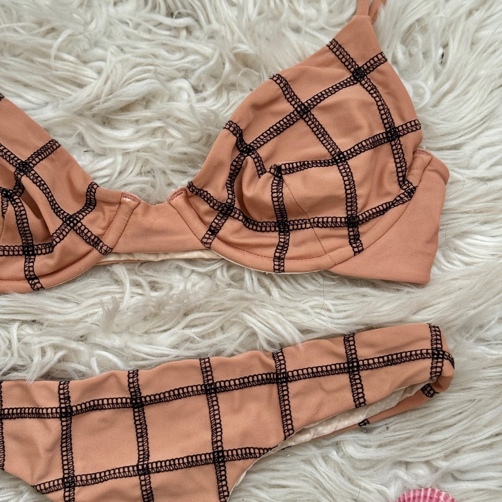 Acacia Bikini Set - Picture 3 of 7